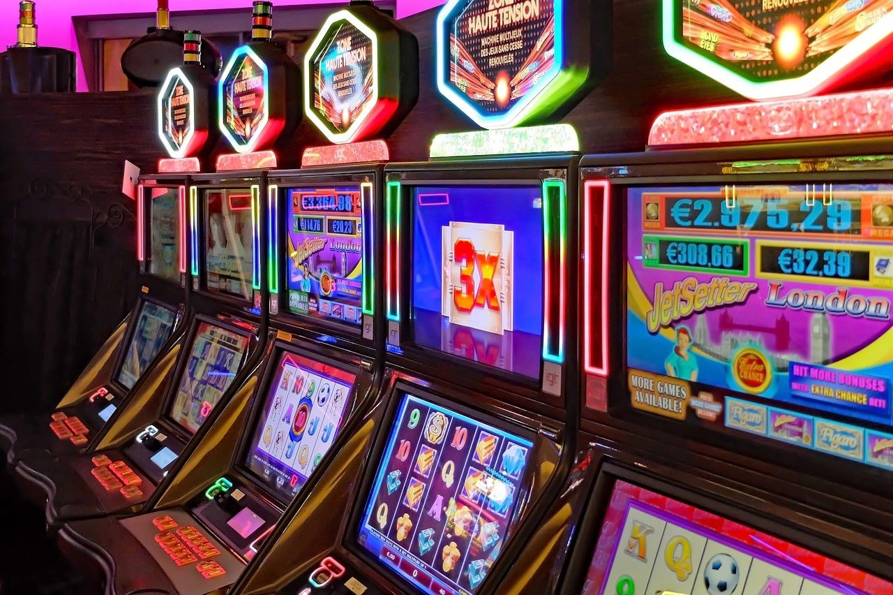 Studio live dealer Habanero: roulette, baccarat, dan Dragon Tiger Studio live dealer Habanero dengan multi-kamera